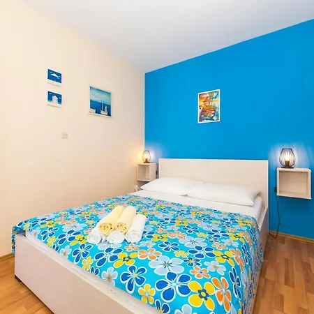 Prelesnik Τρογκίρ